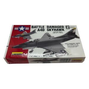 Lindberg Battle Damaged A4D Skyhawk Jet Model Kit 1:72 Scale 1992 (Sealed)
